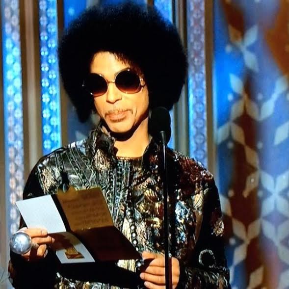 Prince Golden Globes 2015 Screen Cap Twitter.com/Baron3121
